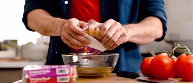 <p>Pop.</p>
<p>Drop.</p>
<p>Done.<sup>®</sup></p>